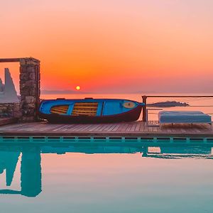 Tharroe of Mykonos Boutique Hotel